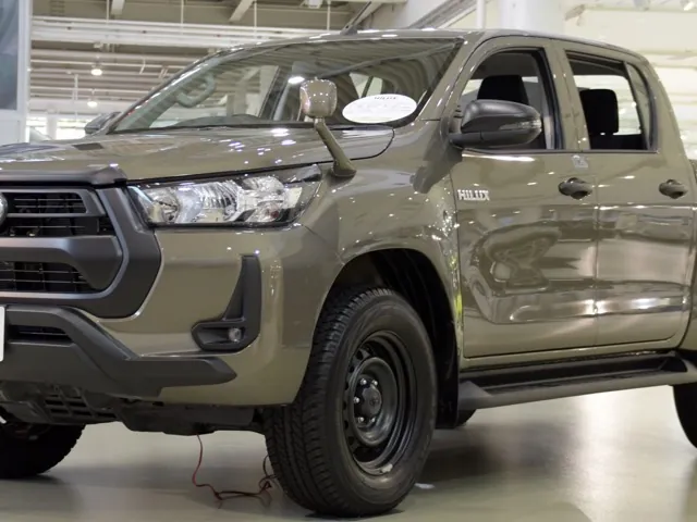 Toyota Hilux DX 4x2